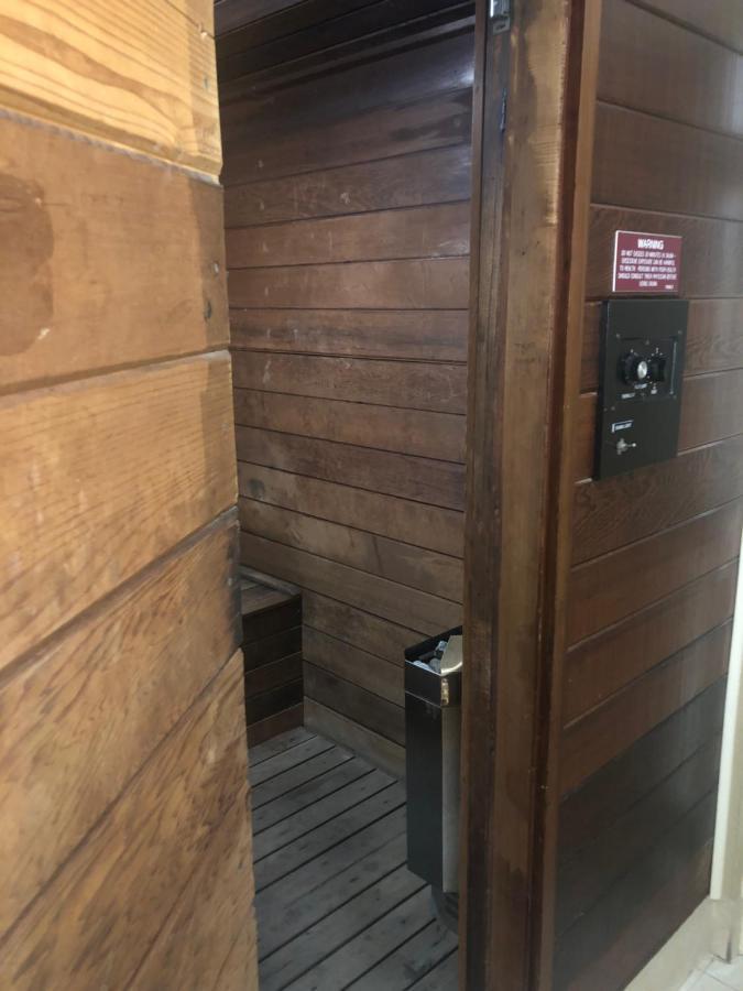 Naples Dream At Wtc With Heated Pool Spa Sauna 7 Bicycles And 3 Mls To Beach Экстерьер фото